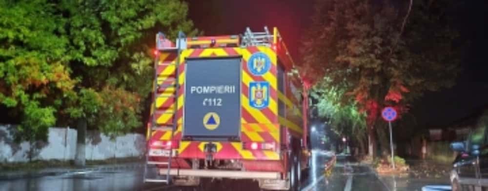 Urmări ale fenomenelor meteo produse de ciclonul Barbara, inclusiv în Prahova. Zeci de intervenții ale pompierilor, noaptea trecută