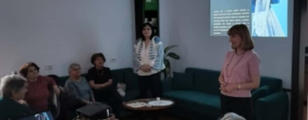 Muzeul Județean de Istorie și Arheologie Prahova susține programe dedicate seniorilor: artă, socializare și vitalitate la vârsta a treia