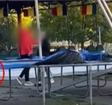Bărbatul care a lovit cu o seceră un adolescent, într-un loc de joacă din Brașov, este prahovean. A fost arestat la domiciliu