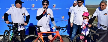 Înainte să fie a șoferilor, a fost a cicliștilor! Sute de prahoveni au testat noua centură a orașului Mizil, alături de președintele CJ Prahova