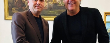 Povești adevărate din satele României: jurnalistul britanic Charlie Ottley susține producătorii care dau viață tradițiilor