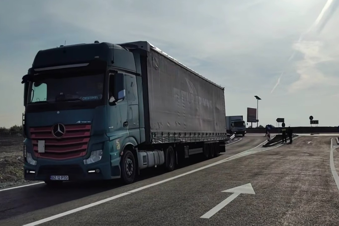 Centura orașului Mizil, deschisă traficului. TIR-urile au început deja să ocolească localitatea