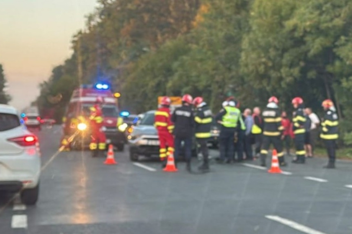 Accident rutier pe DN1, în zona Puchenii Mari. O șoferiță de 23 de ani și un copilaș, răniți