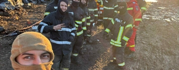 Pompierii care au înfruntat 72 de ore de iad, la incendiul din Ariceștii Rahtivani