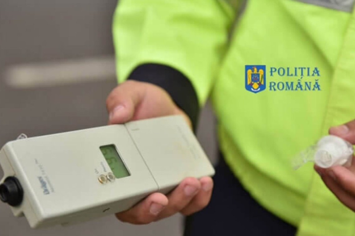 Doi șoferi cercetați penal de polițiștii prahoveni: unul cu permisul anulat, altul cu dreptul de a conduce suspendat