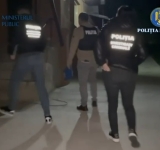 21 de percheziții în Prahova, Dâmbovița și Iași, într-un dosar de înșelăciune și fals în înscrisuri