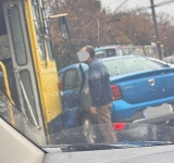 Coliziune între un tramvai și un autoturism în zona Spitalului Județean