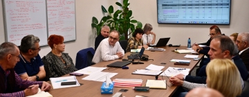 Ședință operativă convocată de Virgiliu Nanu, la Consiliul Județean Prahova, pentru evaluarea proiectelor și a situației economice la final de an