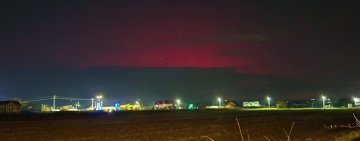 Aurora boreală, spectacol rar pe cerul sudului României. Furtuna solară de intensitate mare a făcut vizibil fenomenul la latitudini neobișnuite