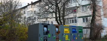 Eco-insule cu acces pe bază de card și cod QR la Sinaia