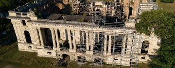 Lucrările de restaurare la Palatul „Micul Trianon” din Florești încep oficial cu o slujbă de binecuvântare