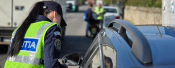 Acțiune amplă a polițiștilor prahoveni pentru verificarea transportului rutier de persoane la Câmpina
