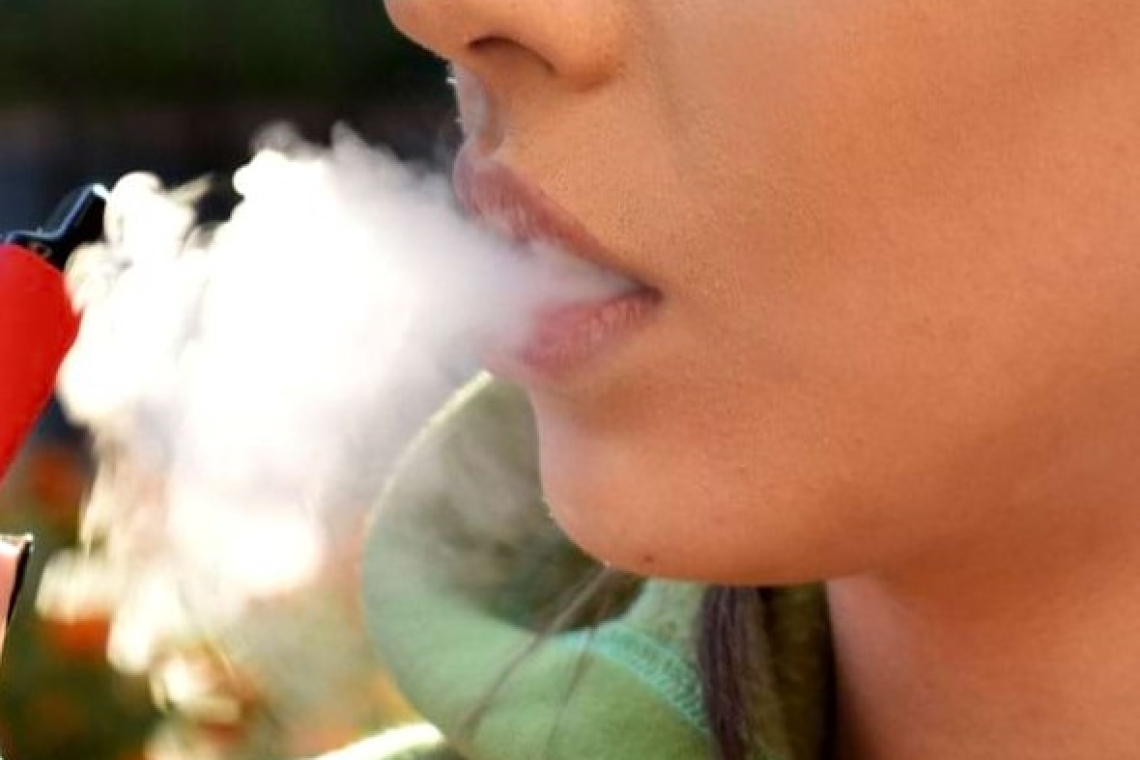 Fabrică neautorizată de dispozitive electronice de vapat, descoperită de Antifrauda ANAF în Prahova