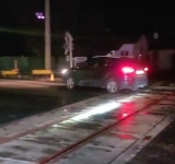 Circulația pe DN1, în zona trecerii la nivel cu calea ferată de la Movila Vulpii, a fost redeschisă înainte de termenul anunțat inițial