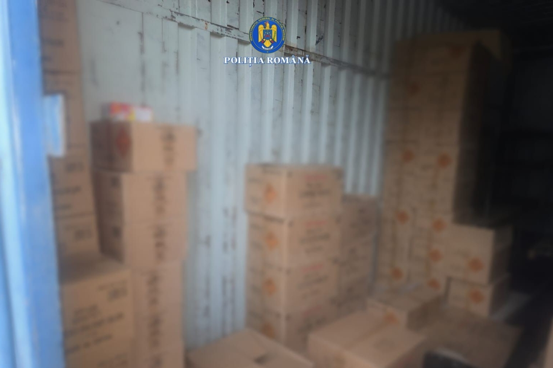 2,7 tone de articole pirotehnice confiscate în Prahova. Un bărbat a fost reținut