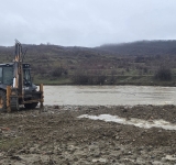 Filipeștii de Pădure, fără alimentare cu apă după ruperea conductei de aducțiune. Echipele intervin la fața locului