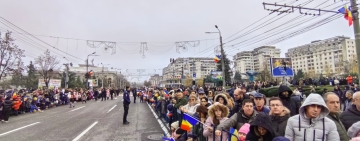 Vremea favorabilă a scos din case mii de ploieșteni, de Ziua Națională a României