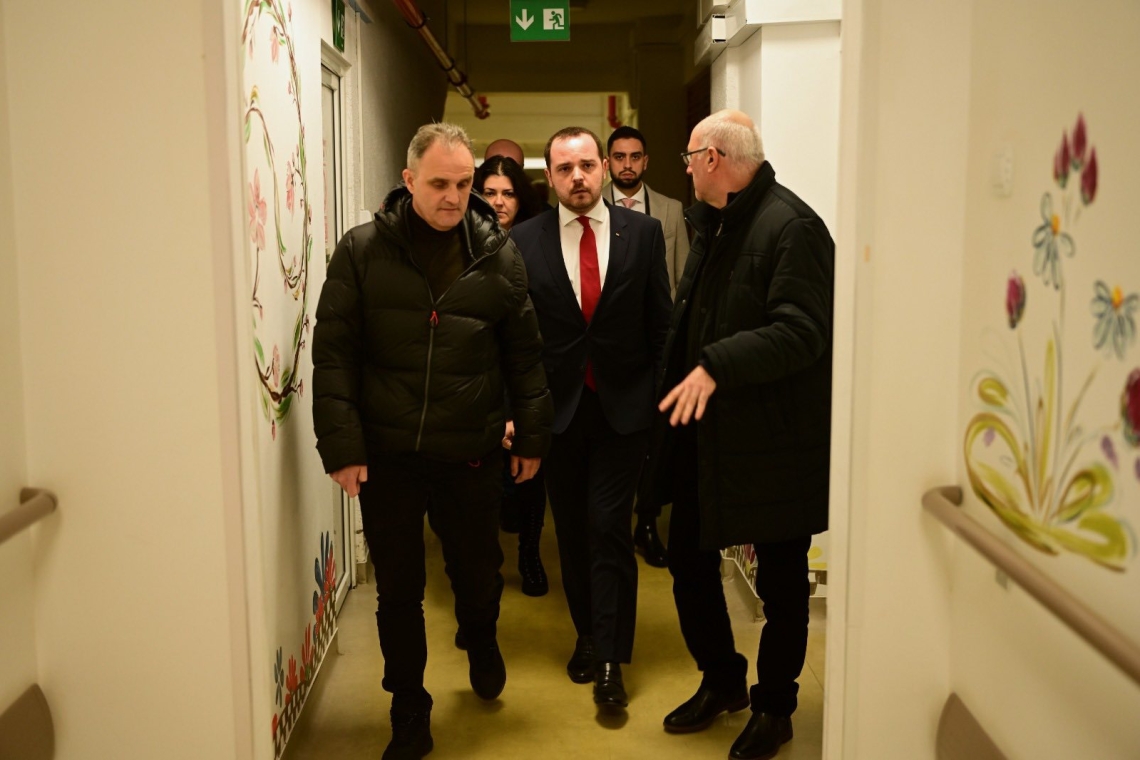 Ministrul Sănătății a revenit și astăzi în Prahova pentru a evalua spitalele afectate de criza apei: „Siguranța pacienților este prioritatea absolută”