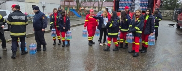 Voluntarii ISU Prahova, sprijin pentru locuitorii din Câmpina în Ziua Internațională a Voluntariatului