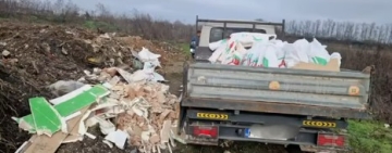 Amendă de 30.000 lei și autovehicul confiscat pentru deșeuri aruncate ilegal în zona Zalhanaua
