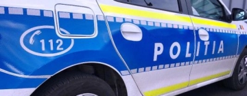 O autospecială de poliție a fost implicată într-un accident, în centrul Ploieștiului. Doi polițiști au ajuns la spital