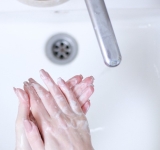 Interdicția consumului apei, ridicată în alte câteva localități din Prahova. Trei comune rămân în continuare sub restricții