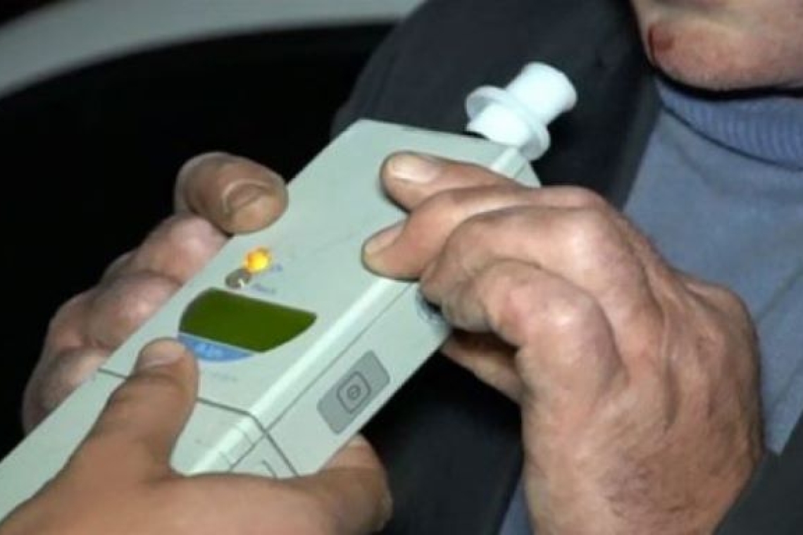 Bărbat de 64 de ani, cu alcoolemie de 1,38 mg/l, implicat într-un accident în Cerașu