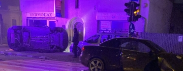 Două tinere au ajuns la spital, după un accident produs, noaptea trecută, pe strada Rudului din Ploiești