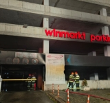 Ploiești / Incendiu, noaptea trecută, în parcarea de la Winmarkt Omnia
