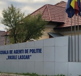 Angajat al Școlii de Poliție Câmpina, cercetat pentru tentativă de viol. Bărbatul a fost reținut pentru 24 de ore