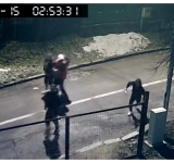 O familie din Vălenii de Munte trăiește cu teamă după atacuri nocturne repetate: „Mi-e frică să-mi mai las copiii afară”