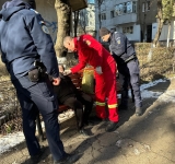 Femeie din comuna Șirna, găsită în stare de inconștiență în zona de sud a Ploieștiului. Jandarmii aflați în patrulare au sunat la 112