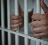 Nouă condamnați definitiv pentru infracțiuni grave, depistați de polițiștii prahoveni și încarcerați în Penitenciarul Mărgineni