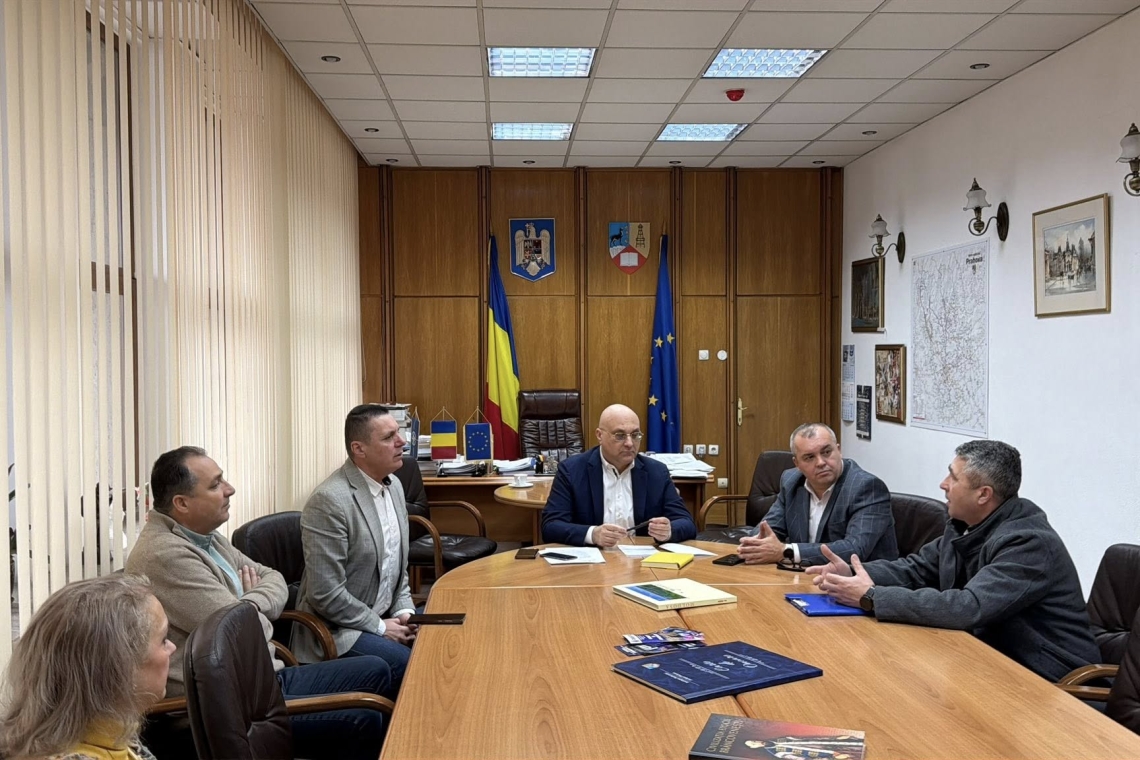 Prefectul Daniel Nicodim intervine pentru deblocarea situației administrative de la Primăria Lapoș