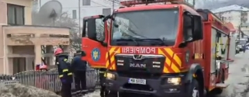 Bărbat găsit mort în urma unui incendiu, într-o casă din Bușteni