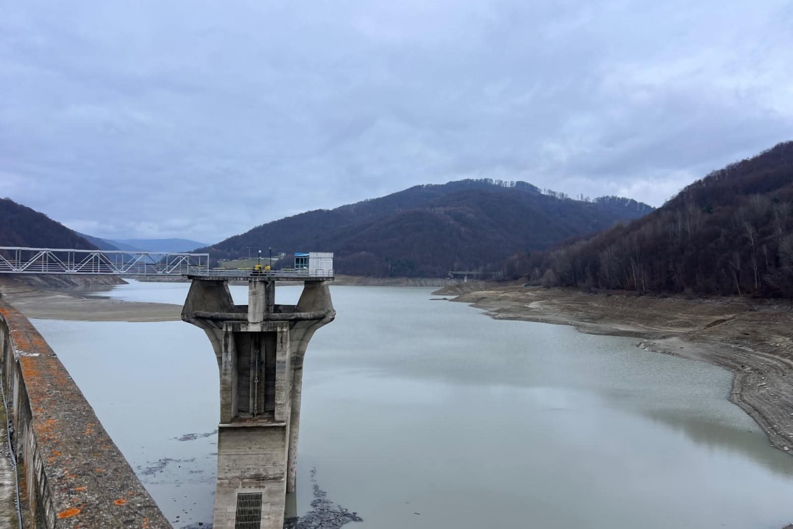 Lucrările de reabilitare a Bazinului de Apă Curată Lunca Mare costă peste 115 milioane de lei