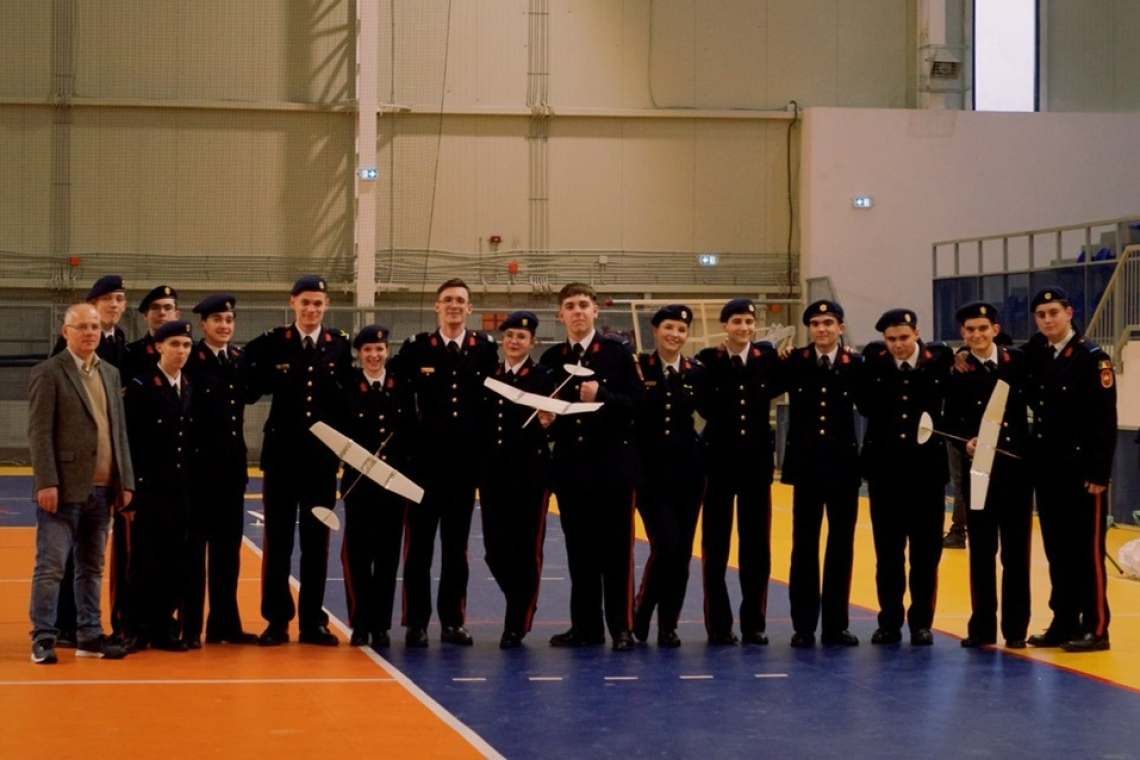 Performanță în aeromodelism pentru elevii Colegiului Militar Breaza