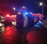 Autovehicul răsturnat pe DN1 B, în Valea Călugărească 