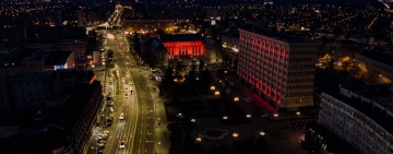 Palatul Administrativ și Palatul Culturii din Ploiești, clădiri administrate de Consiliul Județean, au fost iluminate în roșu, de Ziua Europeană a Numărului de Urgență 112