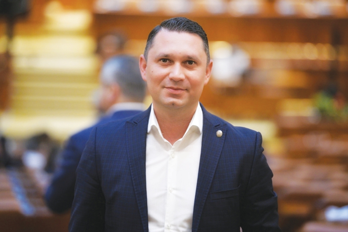 Reacții politice după intrarea României în recesiune tehnică. Bogdan Toader (PSD Prahova): „În această direcție, nu mai putem continua! Începem evaluarea politică a prim-ministrului României”