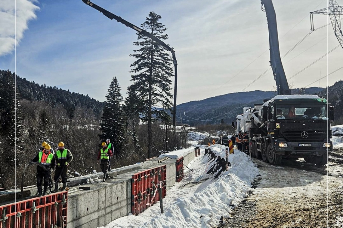 Lucrările pe DJ102I continuă: drumul dintre Valea Doftanei și Săcele prinde contur