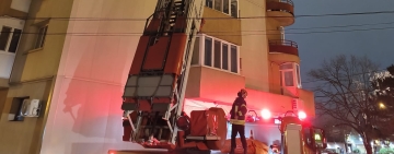 Intervenții ale pompierilor prahoveni, noaptea trecută, în Ploiești și Vadu Săpat