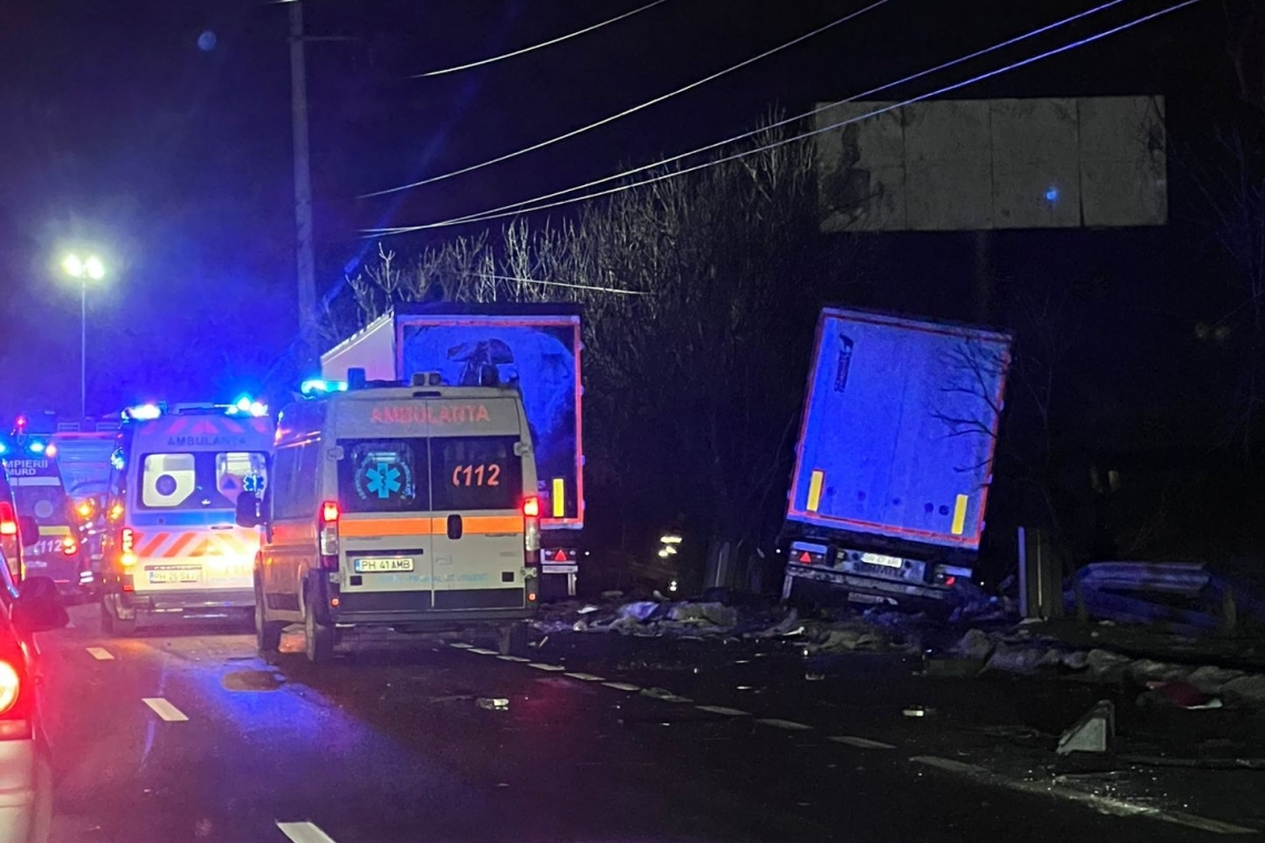 Accident între două autocamioane, noaptea trecută, pe DN1 - zona Băicoi