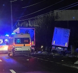 Accident între două autocamioane, noaptea trecută, pe DN1 - zona Băicoi