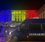 Ploiești | Portofel cu bani și documente, returnat proprietarului cu sprijinul jandarmilor, în centrul municipiului