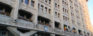 Tribunalul Prahova dă câștig de cauză Consiliului Județean în privința rezilierii unui contract de servicii transport public județean