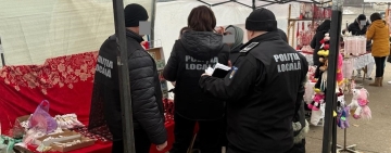 Comercianții de mărțișoare și flori, amendați de Poliția Locală Ploiești, chiar înainte de 1 Martie