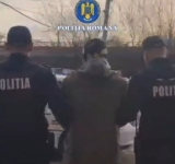 Tânăr de 26 de ani, reținut după ce a tâlhărit un bărbat, pe o stradă din Ploiești