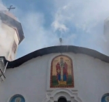 UPDATE | Un incendiu a cuprins Biserica Sf. Nicolae din Puchenii Moșneni. 120 de oameni se aflau la slujba de duminică în biserica monument istoric