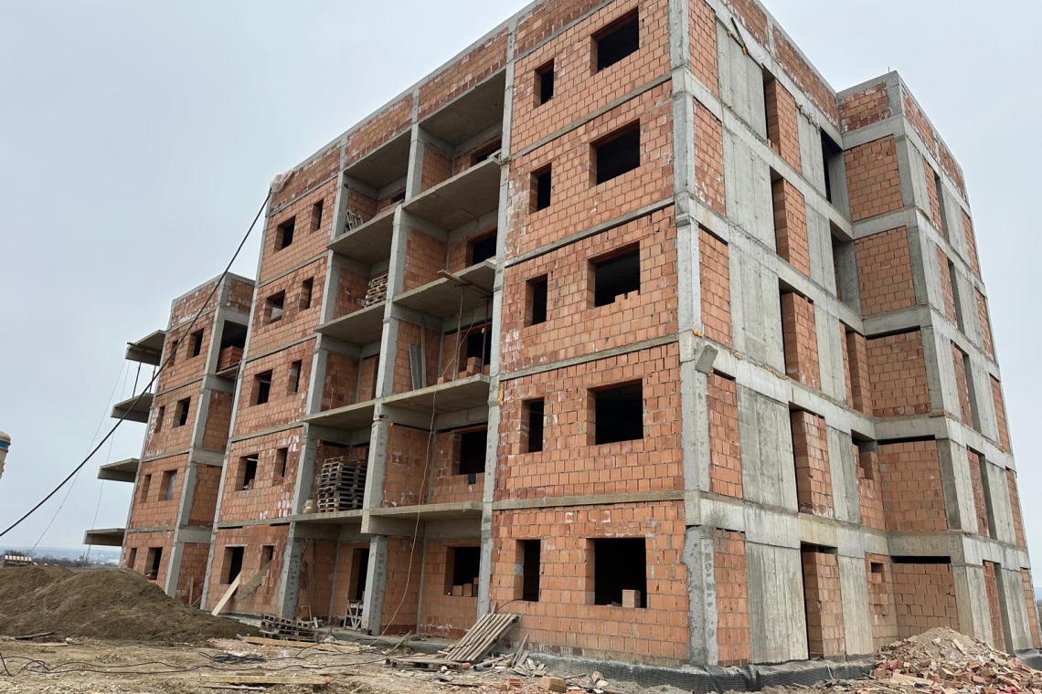 Locuințe ANL pentru tinerii din Blejoi. Lucrările avansează!